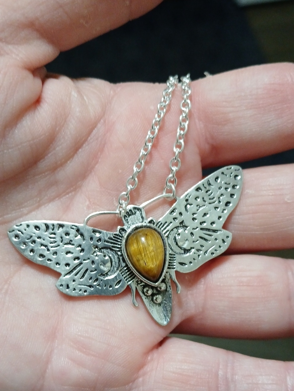 New Tiger Eye Luna Moth 925 Silver Necklace. - Picture 2 of 5
